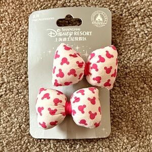 Disney Shanghai Minnie Pink Hair Clips with Bow Design New